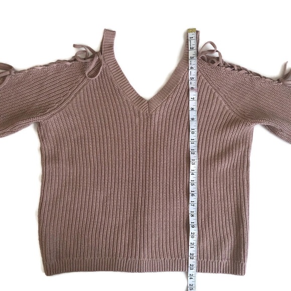 L.A. Hearts Lace Up Long Sleeve V Neck Sweater - Picture 6 of 8